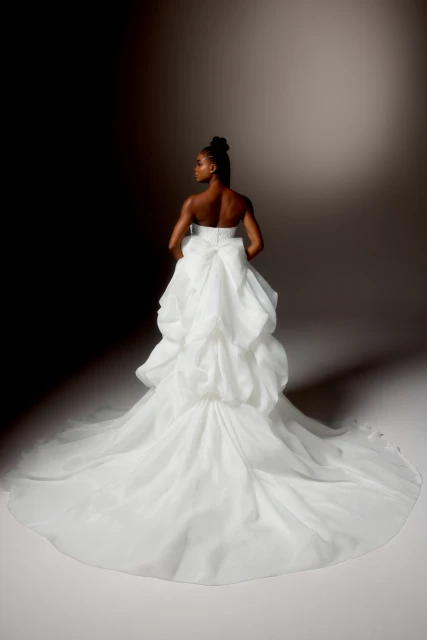Bravura 99423 — Justin Alexander Signature
