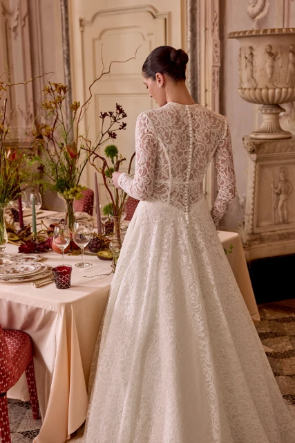 Lady 88477 — Justin Alexander