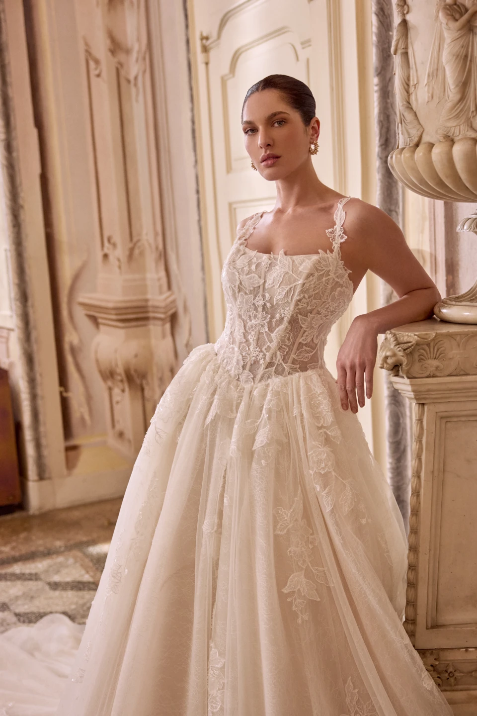 Laura 88487 — Justin Alexander