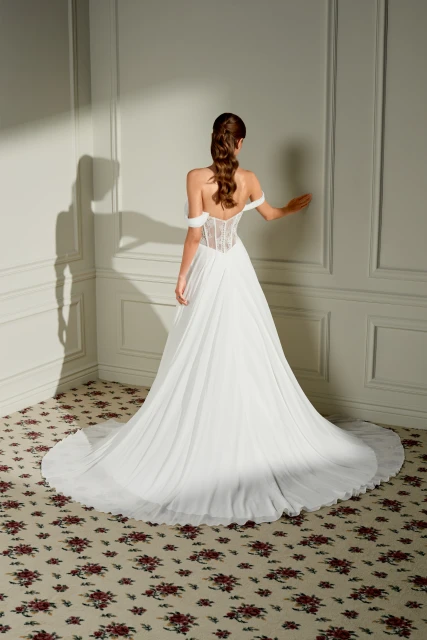 Rosemary 11460 — Adore by Justin Alexander